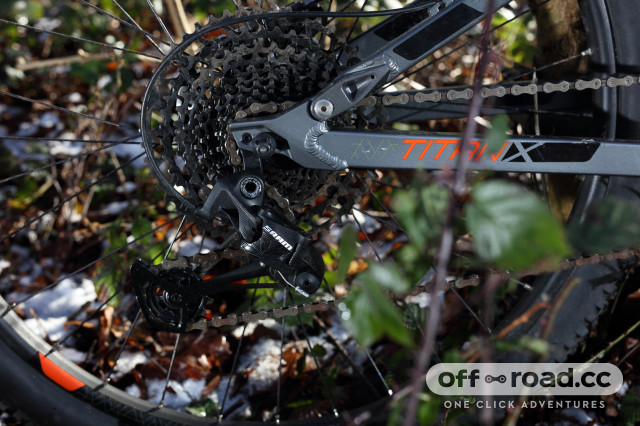 Carrera titan discount full suspension 2019